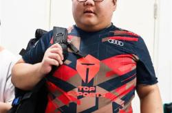 亚博-包含Doinb新星突破纪录表现惊艳，快船未来可期！的词条