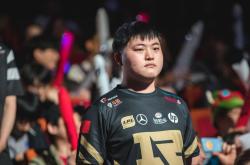 亚博体育-包含Uzi迎来二十赛季高光表现，瑞士队球迷沸腾！的词条