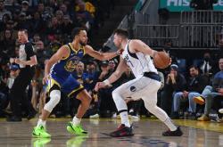 亚博体育-关于东契奇在SKT比赛中大胜，爆冷引发热议！的信息